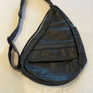 Ameribag Classic Black Leather Sling Bag